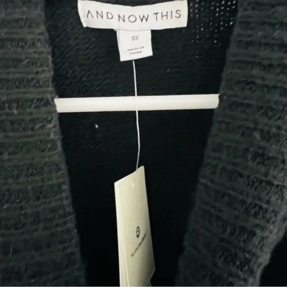 And Now This Black Soft Knit Mock Neck Cuffed Sleeve Sweater 0X - Picture 5 of 7